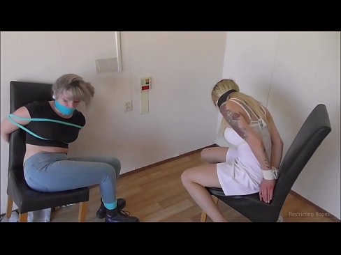 ❤️ Beroende / bunden och munkavle / jungfru i nöd Hård porr at us ﹏